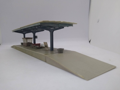 Imagen 4 de 10 de Nico Anden Techado Con Kiosco Y Rampas 38x5,5x6 H0 (cch 64)