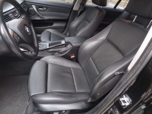 Imagen 13 de 15 de Bmw 330i Executive Automatico 272 Cv