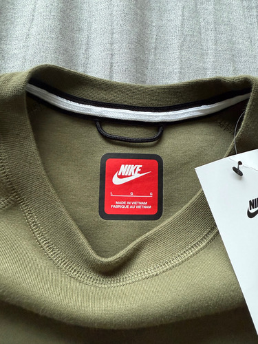 Buzo Nike Sportswear Tech Fleece Verde Oscuro