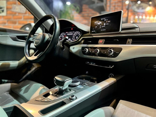 Imagem 12 de 17 de Audi A4