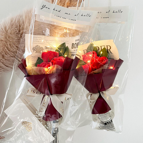 Ramo De Flores De Jabón, Regalo 3 Piezas De Flores Rosadas.