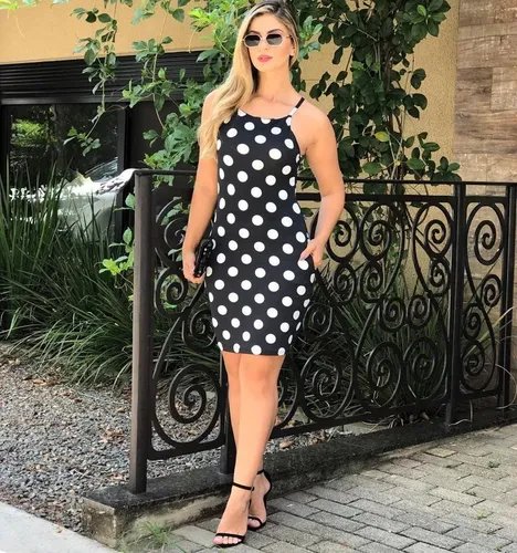 Vestido de sale bolinha tubinho