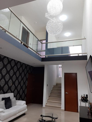 Imagen 3 de 23 de Lomas Diamante, Casa En Venta Con Jardín