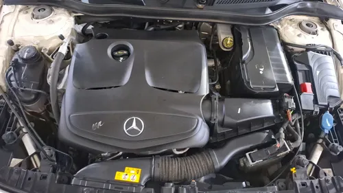 Mercedes-Benz Clase GLA 2.0 GLA 250 SPORT DCT
