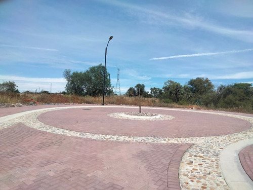 Terreno En Venta En Condominio Cipres Cd Maderas Corregidora