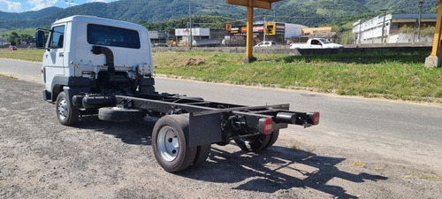 Imagem 6 de 15 de Vw 8.160 Ano 2013 No Chassis Pouco Uso Baixo Km Rodado