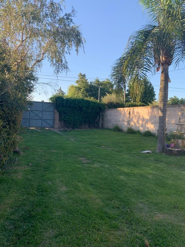 Imagen 2 de 17 de En Venta, Terreno Con Quincho Y 2 Habitaciones, Excelente Ubicación ! En Junin (ba)