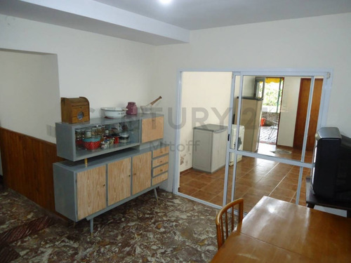 Imagen 21 de 30 de Casa En Venta De 4 Dormitorios En City Bell - La Plata Calle 467 E/ 27 Y 28