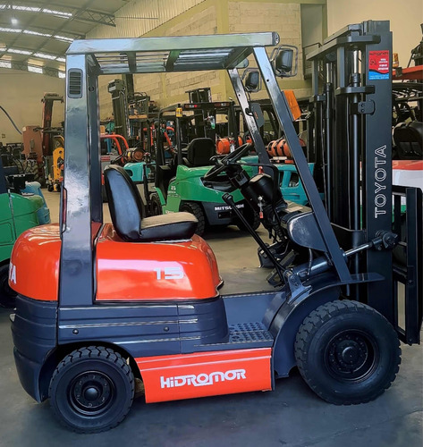 Imagen 2 de 15 de Autoelevador Toyota Nafta 1.5tn