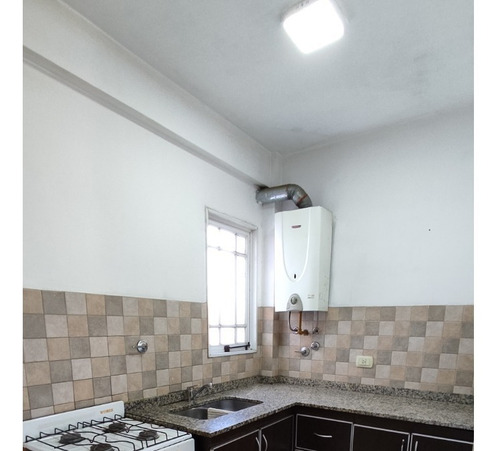 Imagen 4 de 7 de Departamento 2 Ambientes Con Cochera