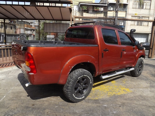 Toyota Hilux .