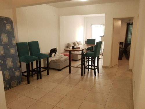 Imagen 2 de 10 de Departamento En Venta, Bernardo De Irigoyen 231 2°b, Belén De Escobar