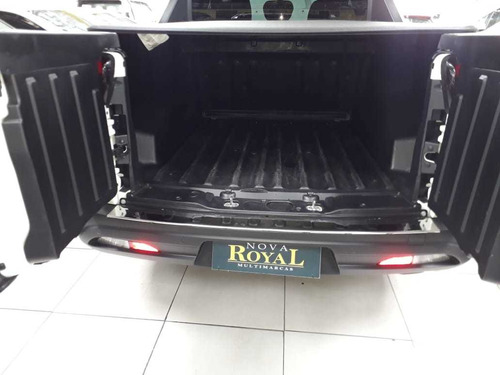 Imagem 9 de 11 de Fiat Toro Freedom 1.8 At6 4x2 (flex)