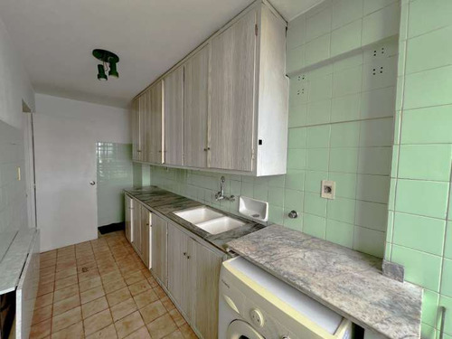 Venta De Apartamento 2 Dormitorios En Pocitos