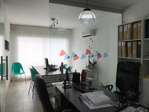 Imagen 4 de 14 de Venta - Monoambiente - Apto Profesional - Con Cochera - En Bernal Barrio Parque