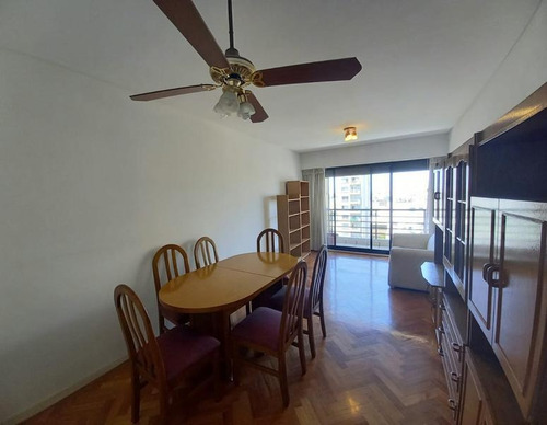Imagen 6 de 20 de Flores: Venta 2 Ambientes Con Balcon, Muy Luminoso, En Edificio De Categoria