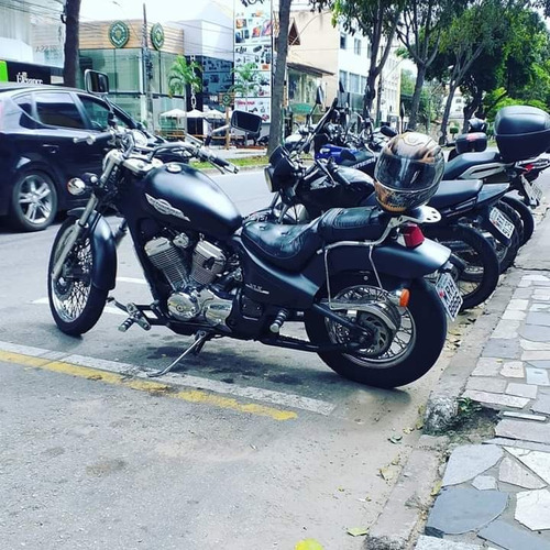 Honda Black Shadow
