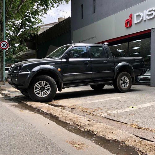 Imagen 5 de 20 de Mitsubishi L200 2007 2.5 Sport Hpe Cab Doble At 4x4 Dissano