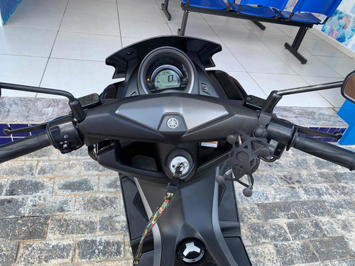 Yamaha Nmax