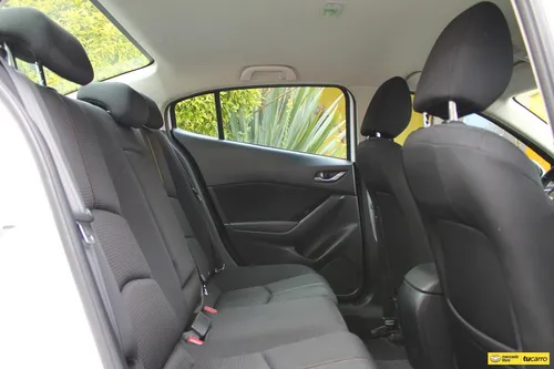 Mazda 3 2.0 Touring At