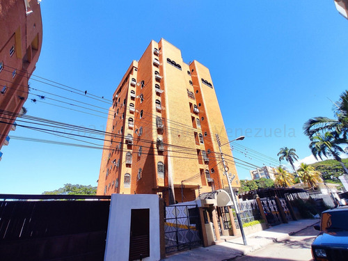 Apartamento En Venta La Soledad Económico Estef 23-3829