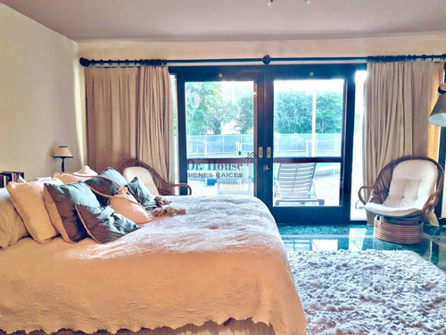 Casa En Venta En Exclusiva Zona De Punta Del Este- Ref: 326