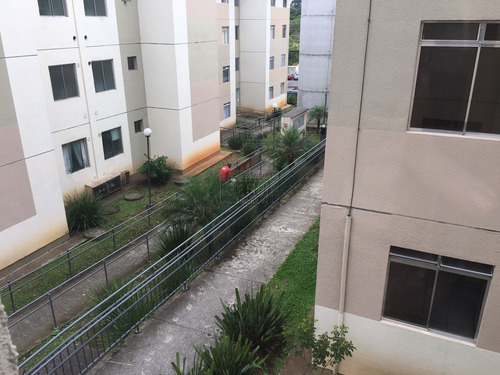 Imagem 4 de 14 de Apartamento Com 2 Dormitórios À Venda Com 96.8m² Por R$ 125.000,00 No Bairro Santa Cândida - Curitiba / Pr - Ap 2012