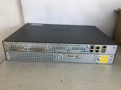 Router Cisco 2911 (Usado)