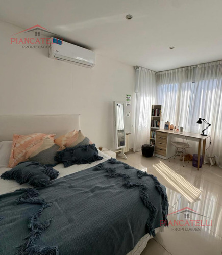 Venta De Casa En Terravista Con Vista A La Laguna