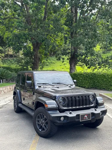 Jeep Wrangler 2.0 Sport Awd