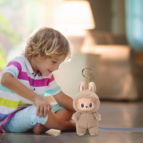 Juego De 2 Lindos Juguetes De Peluche Con El Monstruo De Lab