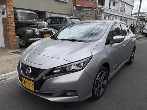 Nissan Leaf Leaf