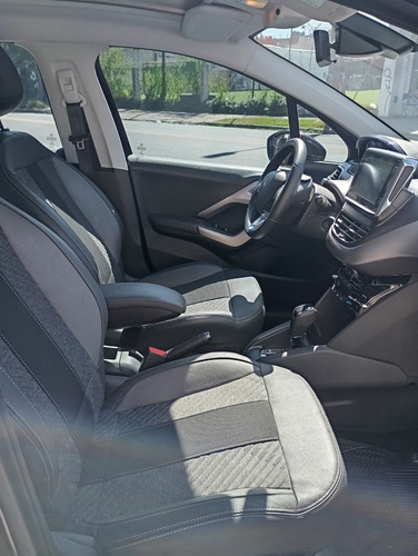Peugeot 208 1.6 Feline Tiptronic