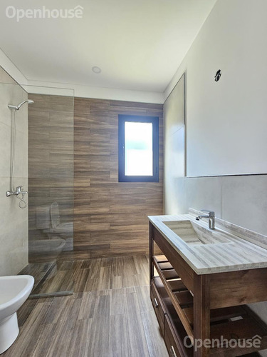 Oportunidad De Casa En El Barrio De San Pablo Impecable!!!!!