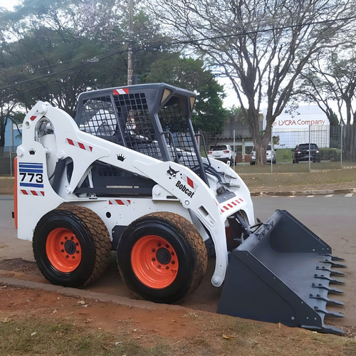 Mini Carregadeira Bobcat 773 - Ano 2006