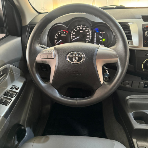 Toyota Hilux Hilux 2.7 Flex 4x2 CD SR (Aut)