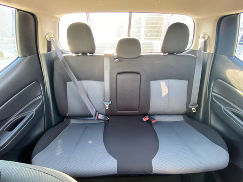 Mitsubishi L200 L200 Katana D/C 2.4 TD MT CR