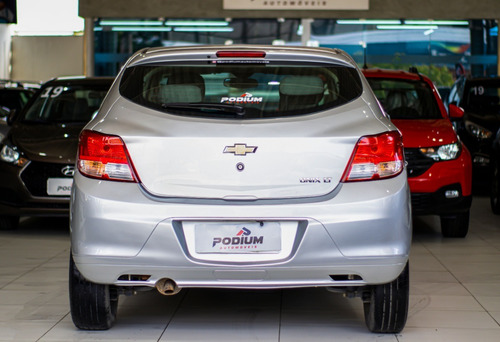 Imagem 4 de 11 de Chevrolet Onix Lt 1.0 2016 ( Baixa Km )