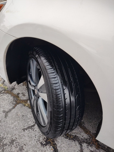 Imagen 5 de 15 de Nissan Sentra 2019 1.8 Exclusive At Cvt