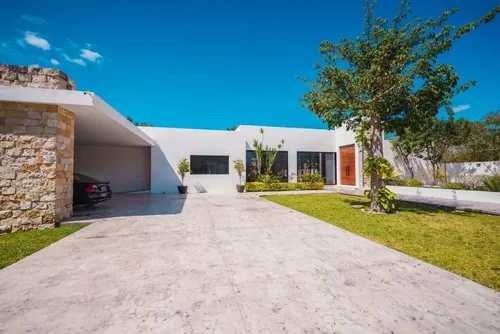 Casa En Venta En Cholul