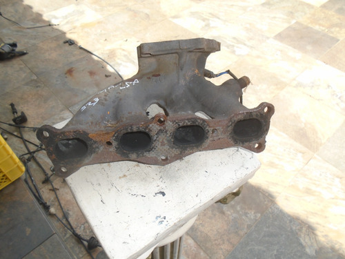Imagen 3 de 3 de Vendo Muñtiple De Escape De Mazda 323 Año 2000