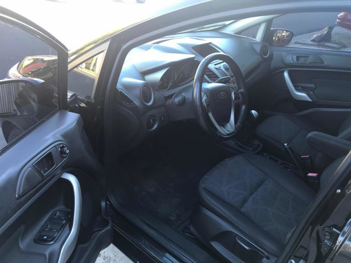 Ford Fiesta Kinetic Design 1.6 Design 120cv Titanium 2012