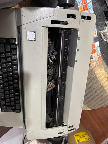 Maquina De Escribir Ibm Selectric Ii No Sabemos Si Funciona (Usado)