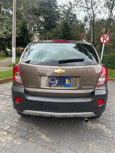 Chevrolet Captiva 2.4 Sport 182 hp
