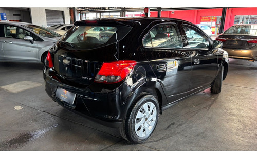 Chevrolet Onix 1.4 MPFI LT 8V FLEX 4P MANUAL