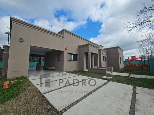 Casa En Venta. Uf 55. Barrio La Elina, Comarcas De Luján.