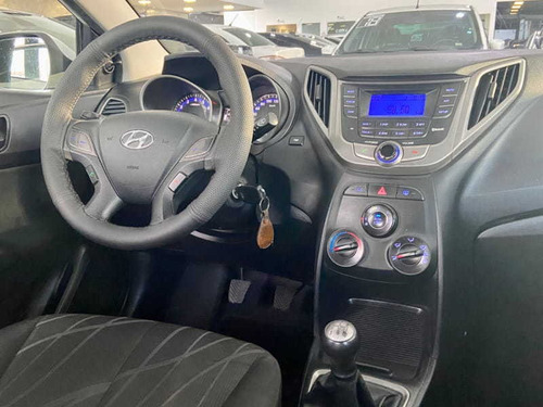 Imagem 8 de 15 de Hyundai Hb20 1.0m Comfor 2015