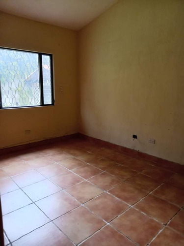 Imagen 5 de 8 de Vendo Hermosa Casa En San Lucas Sacatepequez