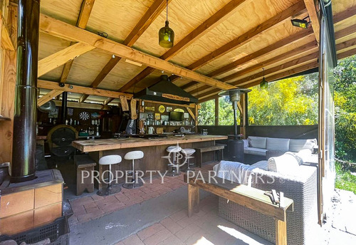 Casa En Parcela Con Tres Cabañas
