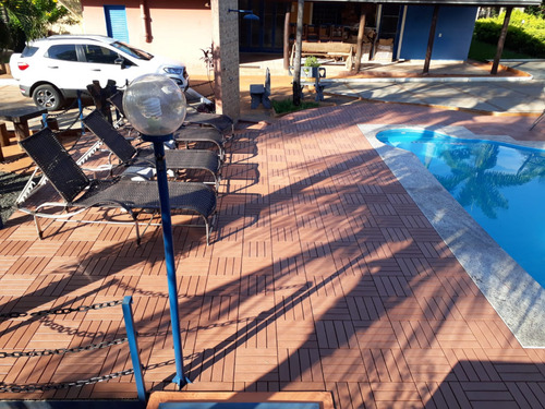 Kit Piscina Com 6 Decks 30x30 Cobre 0,54 M² 60x60 Cm